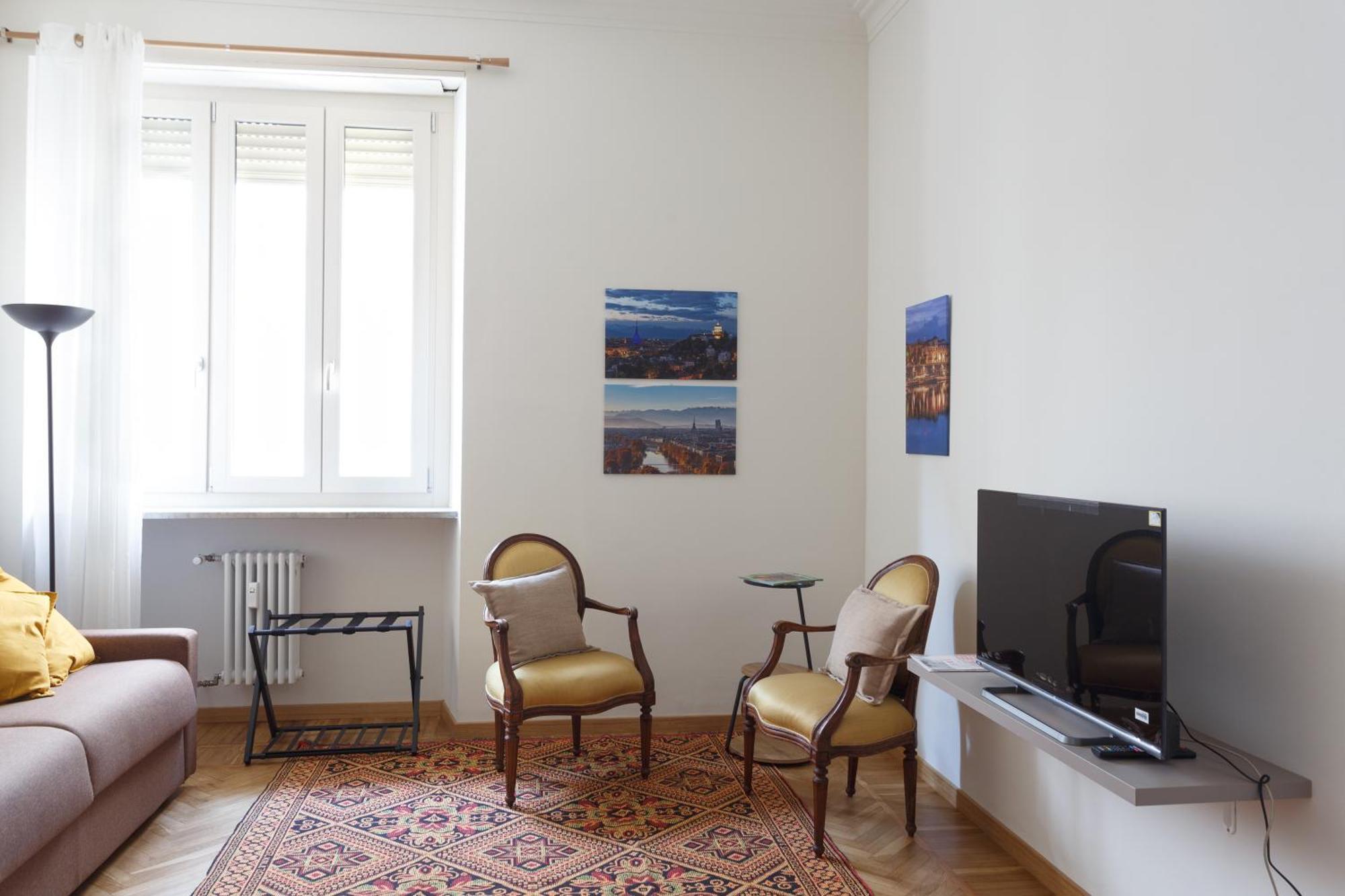 Renovated 3 Bedroom Apartment In The City Center Turin Exterior photo